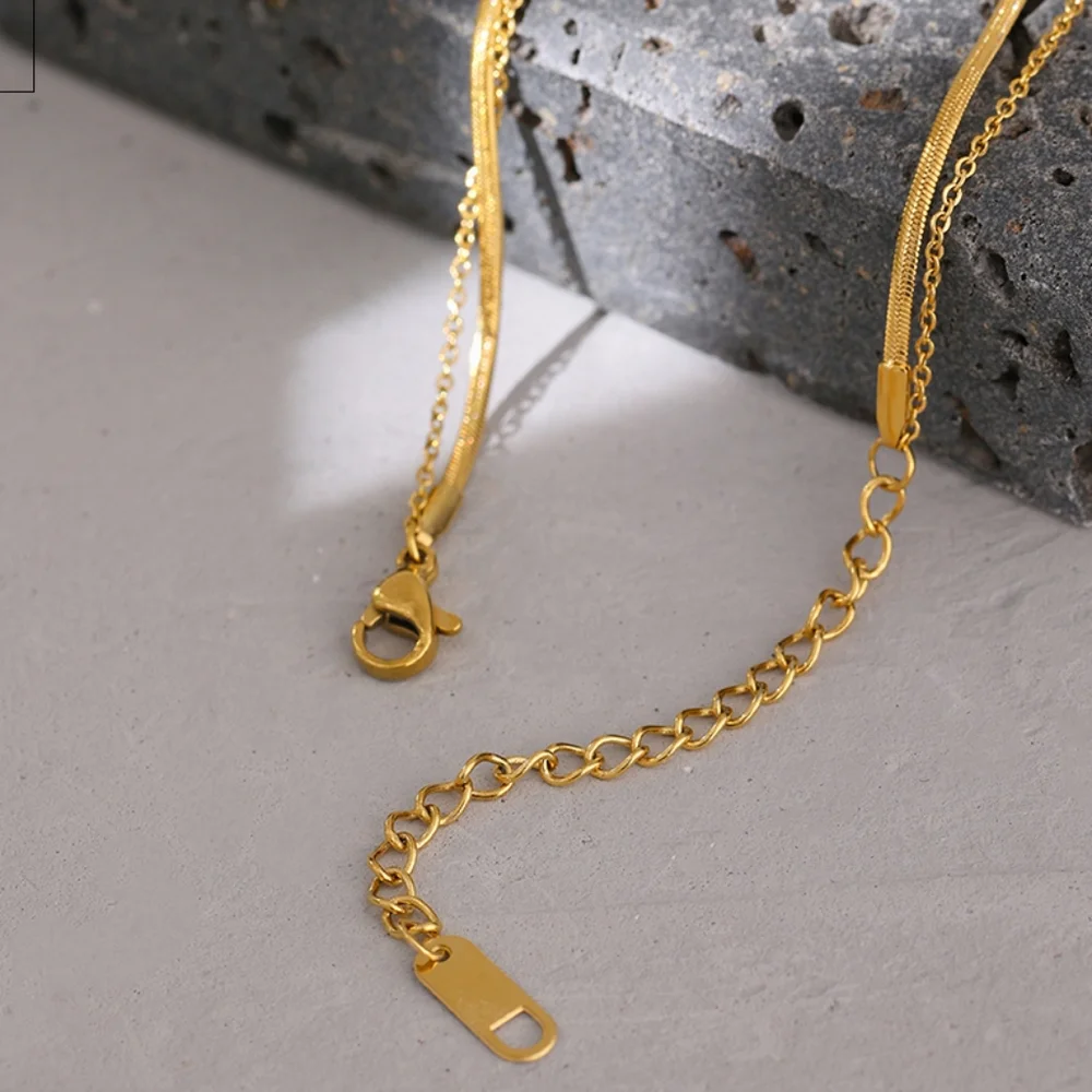 Amazing Coin Round Pendant Necklace - Picture 3 of 7